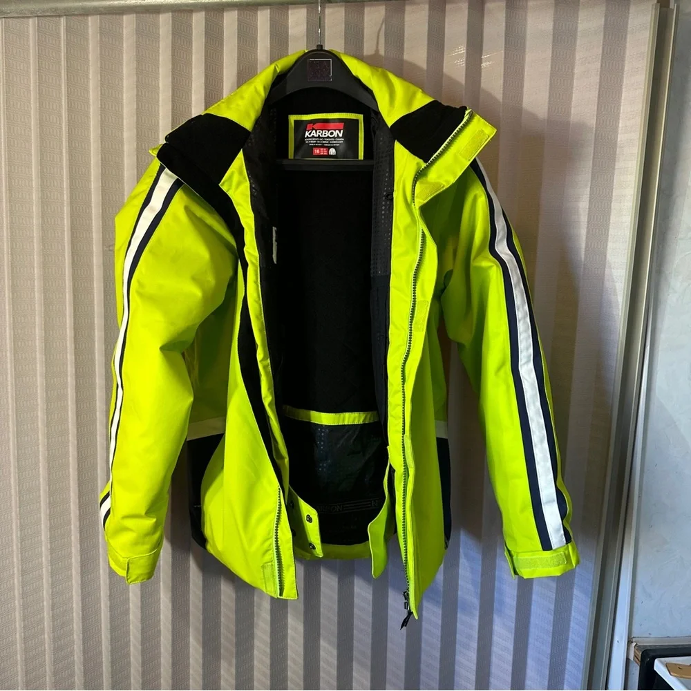 Karbon boys size 16